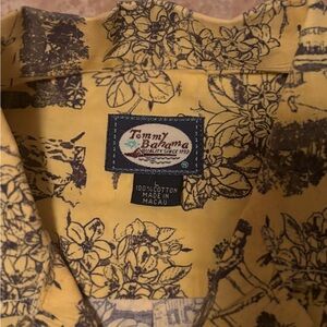 Tommy Bahama Hawaiian Shirt M - L